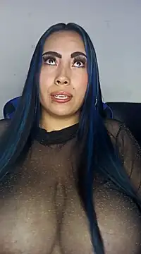 Snapshot of dayanna_86 chatting on 03.19.25 dayanna 86 online show from 03.19.25