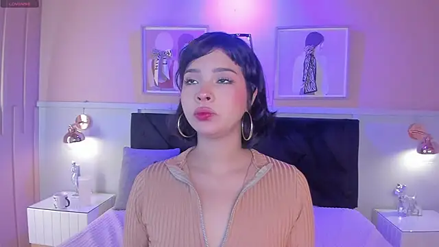 chloe watson  online show from 06.09.26
