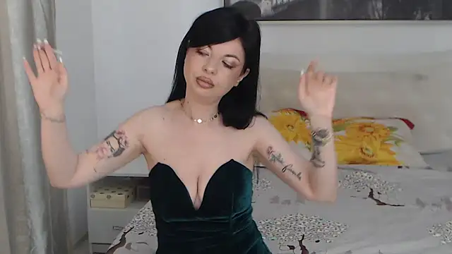 naughtymommy666 online show from 06.04.26