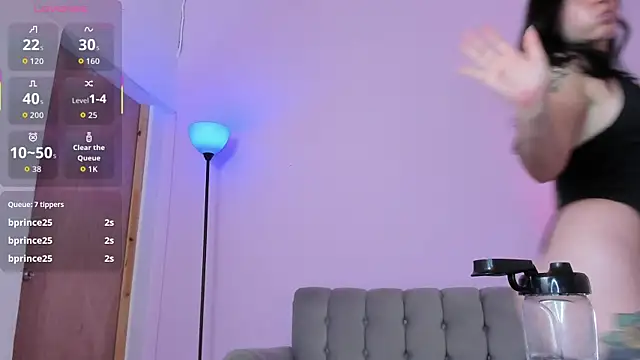 Snapshot of zoe6x chatting on 03.18.26 zoe6x online show from 03.18.26