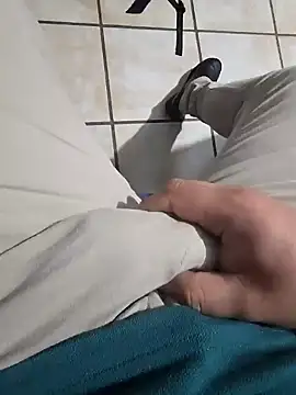 Pnstrokes online show from 02.14.25