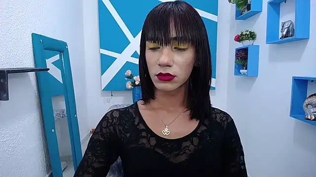 Snapshot of KatrinaQueen1 chatting on 02.26.25 KatrinaQueen1 online show from 02.26.25
