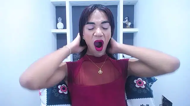 Snapshot of KatrinaQueen1 chatting on 03.18.25 KatrinaQueen1 online show from 03.18.25