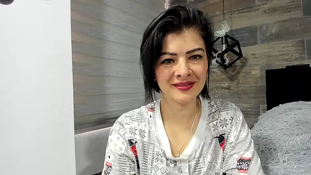 queen fetish online show from 12.20.24