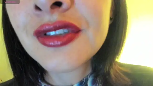 queen fetish online show from 09.11.25