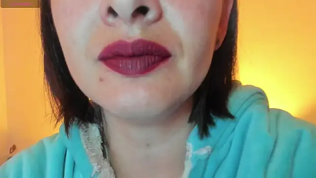 queen fetish online show from 11.19.25