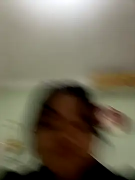 Zhuli11 online show from 10.26.25