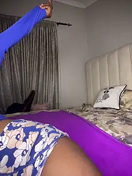 Bustygoddess32 online show from 06.05.26
