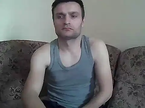 Snapshot of suarez1235 chatting on 02.16.26 suarez1235 online show from 02.16.26