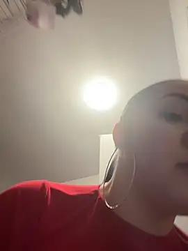 Snapshot of DestineeJayde chatting on 12.21.25 DestineeJayde online show from 12.21.25