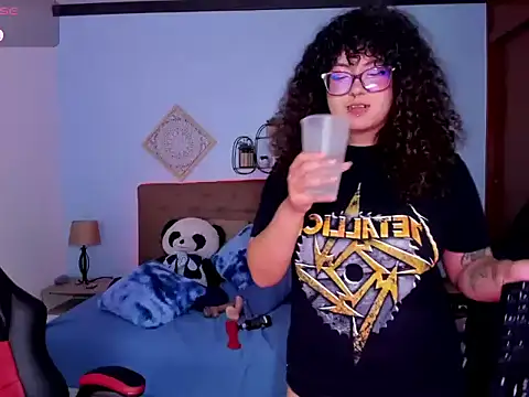 julieth love  online show from 10.10.25