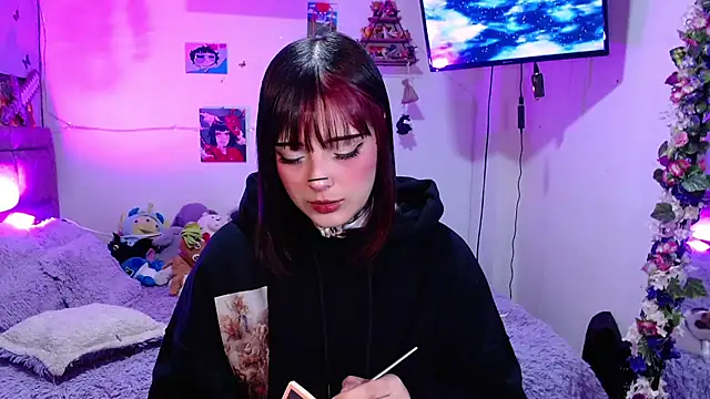 mia catt05 online show from 07.22.26
