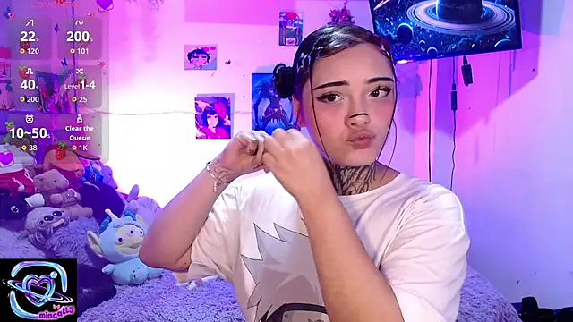 mia catt05 online show from 08.04.26