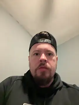 Snapshot of husband4555 chatting on 03.22.26 husband4555 online show from 03.22.26