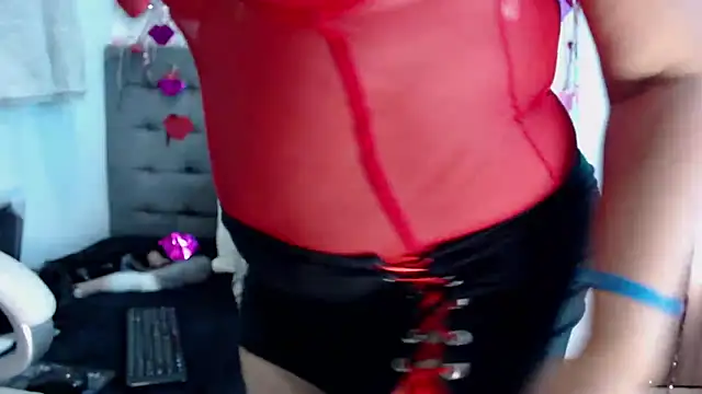 ChristinMooree online show from 05.28.26