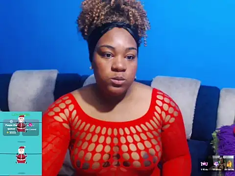 Snapshot of the_pearl199 chatting on 12.14.25 the pearl199 online show from 12.14.25