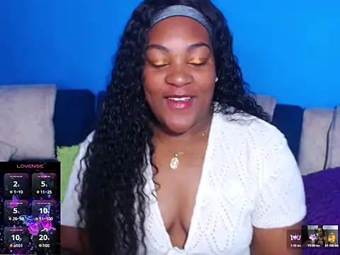 Snapshot of the_pearl199 chatting on 02.10.26 the pearl199 online show from 02.10.26