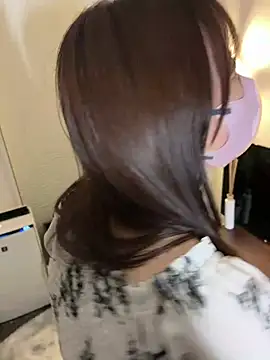 Snapshot of POCARI_SWEAT chatting on 06.26.26 POCARI SWEAT online show from 06.26.26