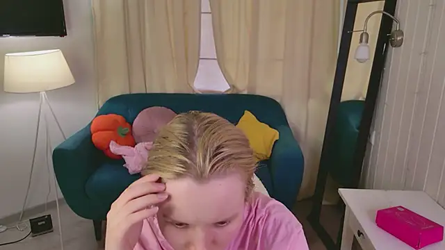 Beatrica Klein online show from 06.11.26