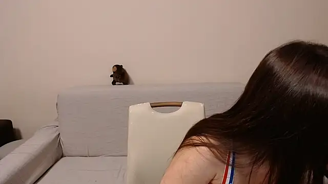 Snapshot of AliceKolltt chatting on 03.12.25 AliceKolltt online show from 03.12.25