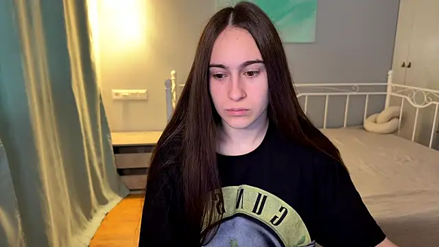 AliceKolltt online show from 06.25.26