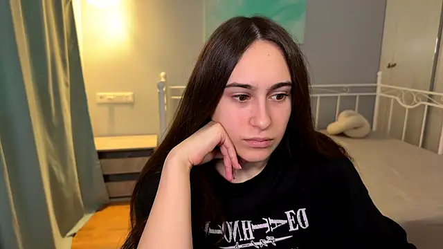 AliceKolltt online show from 07.07.26