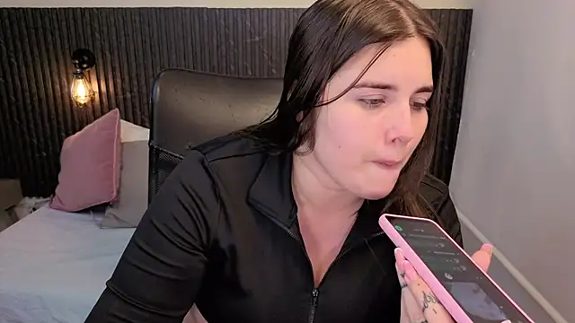 Snapshot of Aabby_lee chatting on 06.18.26 Aabby lee online show from 06.18.26