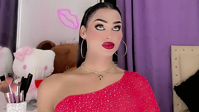 Snapshot of amal_baddell chatting on 05.18.26 amal baddell online show from 05.18.26