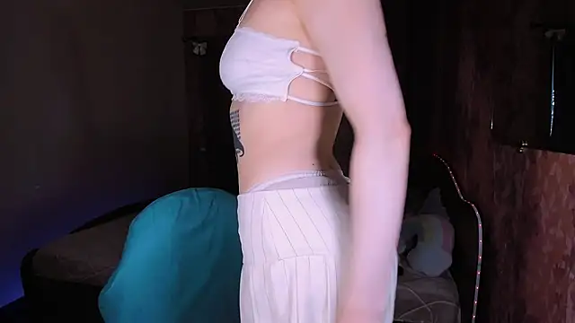 Snapshot of MariaMango chatting on 06.19.26 MariaMango online show from 06.19.26