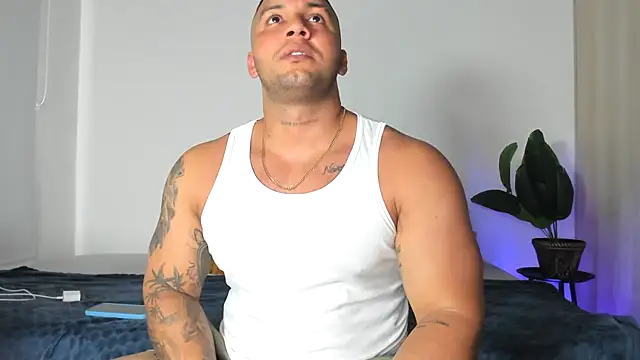 Snapshot of frank_myles chatting on 01.17.26 frank myles online show from 01.17.26