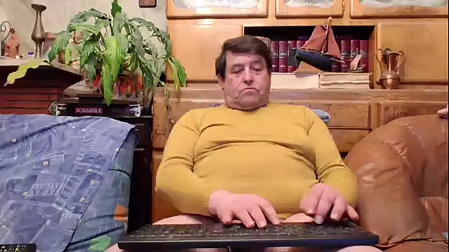 Snapshot of sympatrique chatting on 03.22.26 sympatrique online show from 03.22.26