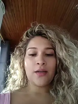 Sara smiiith211 online show from 01.24.25