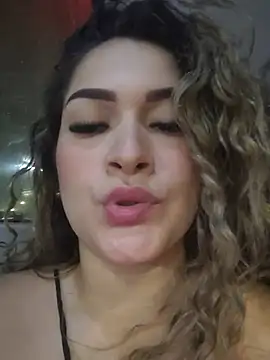 Sara smiiith211 online show from 06.12.26