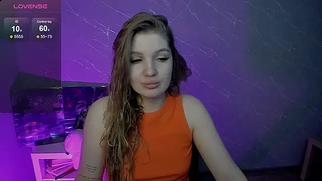 Snapshot of lily_williamss chatting on 06.13.26 lily williamss online show from 06.13.26