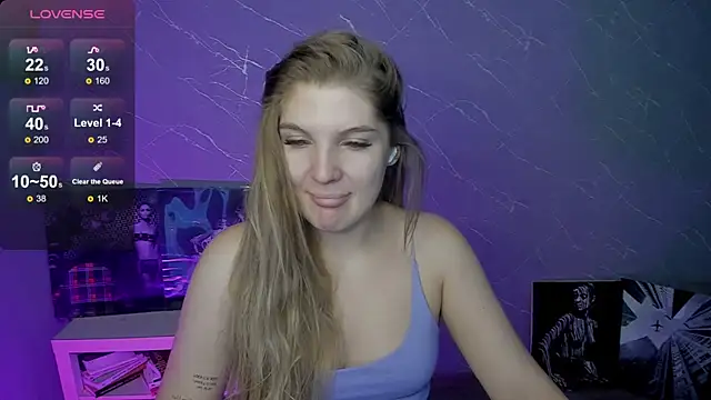 Snapshot of lily_williamss chatting on 07.19.26 lily williamss online show from 07.19.26