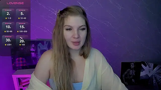 Snapshot of lily_williamss chatting on 07.26.26 lily williamss online show from 07.26.26