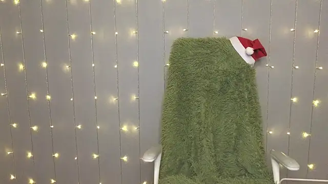 Snapshot of kortny_yo chatting on 12.15.24 kortny yo online show from 12.15.24