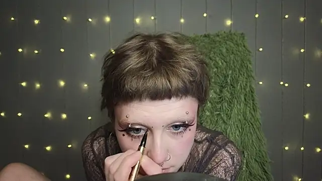 Snapshot of kortny_yo chatting on 01.16.25 kortny yo online show from 01.16.25