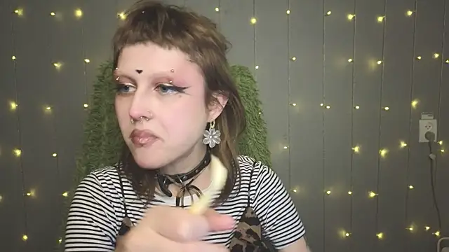 Snapshot of kortny_yo chatting on 01.19.25 kortny yo online show from 01.19.25