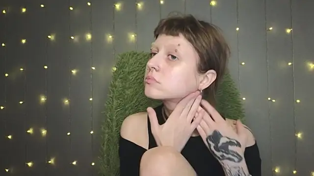 Snapshot of kortny_yo chatting on 02.23.25 kortny yo online show from 02.23.25