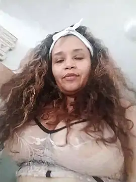 Snapshot of Alma_Sexyy chatting on 03.21.25 Alma Sexyy online show from 03.21.25