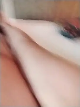 Snapshot of Alma_Sexyy chatting on 12.15.25 Alma Sexyy online show from 12.15.25