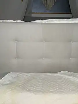 Snapshot of Busty-Ellie chatting on 01.13.25 Busty-Ellie online show from 01.13.25