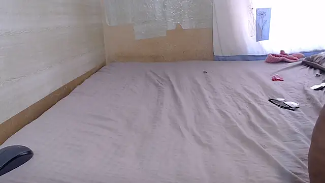 BustyThickyAss online show from 03.08.25