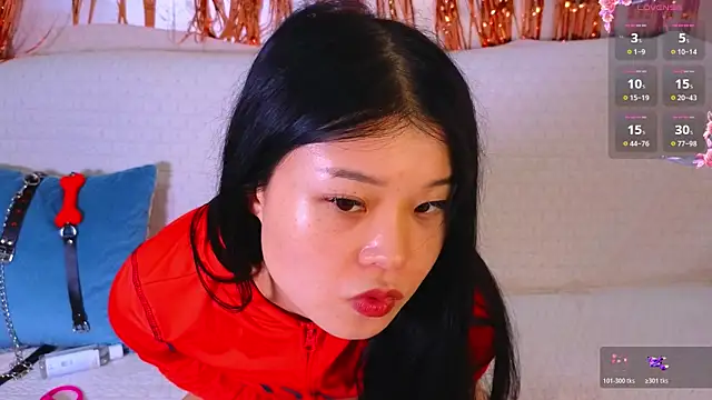 Tina Kim  online show from 06.12.26