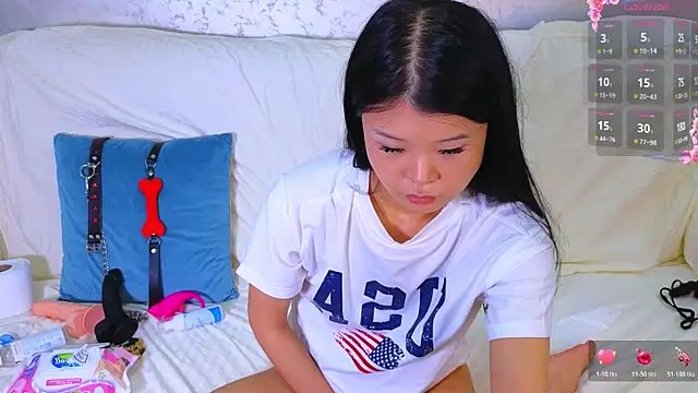 Tina Kim  online show from 07.28.26