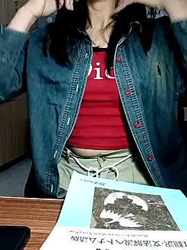 Snapshot of Blythe_69 chatting on 12.18.24 Blythe 69 online show from 12.18.24