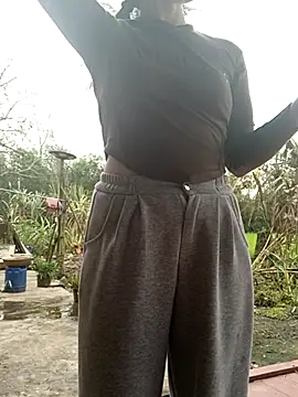 Snapshot of Blythe_69 chatting on 03.08.25 Blythe 69 online show from 03.08.25