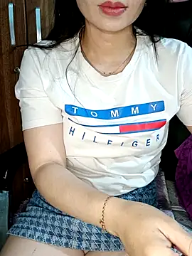 Blythe 69 online show from 03.13.26