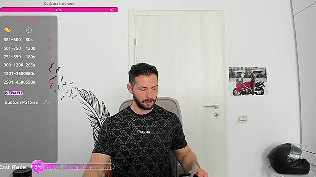 Snapshot of ZackFraser chatting on 05.09.26 ZackFraser online show from 05.09.26